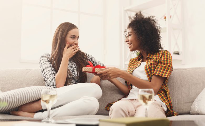 Galentine’s Day: gift ideas for your gal pals